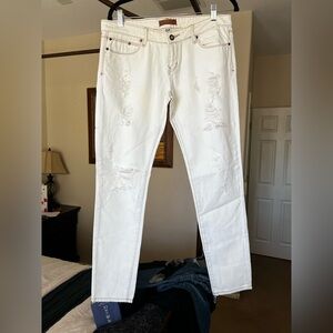Women's Distressed White Slim Jeans